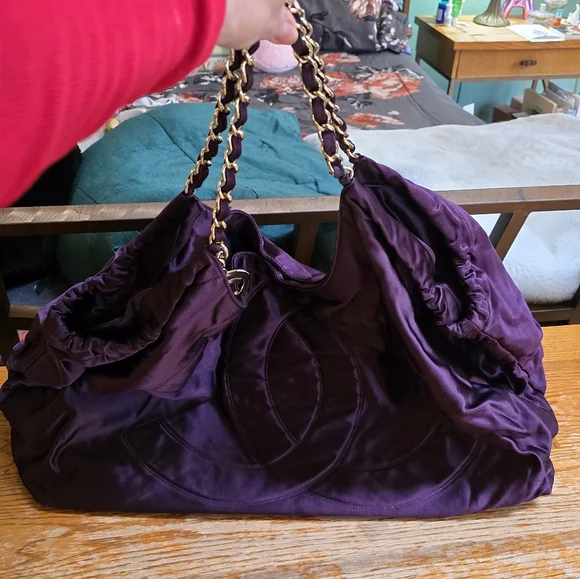 A Beautiful Coco Cabas Purple Satin Tote Bag! - Picture 5 of 16